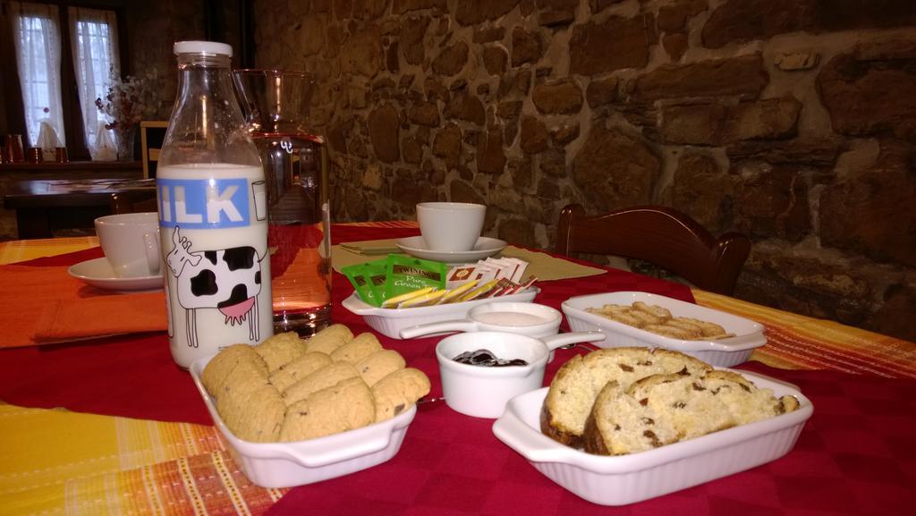 La Collina Dei Franchi Acomodação com café da manhã Camporgiano Exterior foto